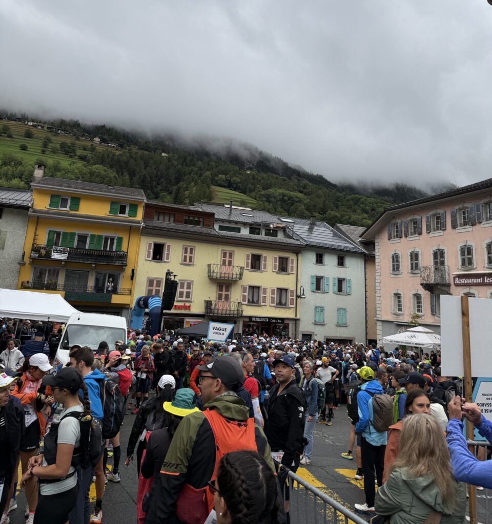 スタート会場には人がたくさん